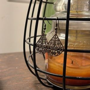 B2GOFREE 🍭New handmade antique gold fishhook earrings